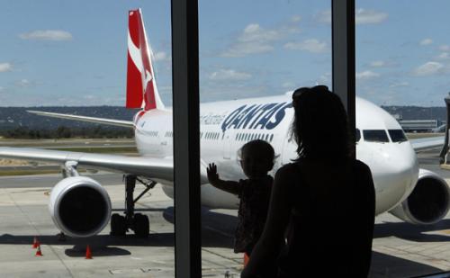 Qantas与WA机场的争执阻碍了计划