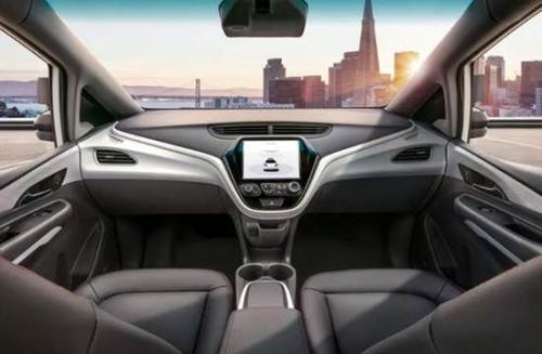 丰田的新型自动驾驶汽车有两个方向盘 以防止机器人兜风