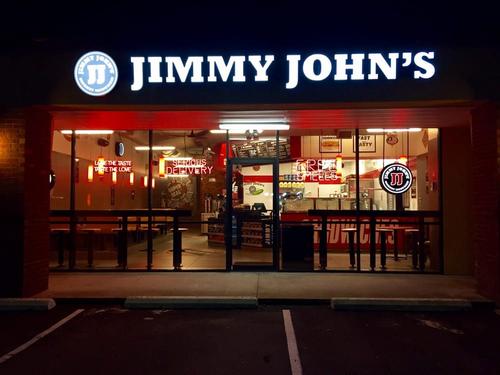 三明治连锁店Jimmy John考虑采用第三方送货服务