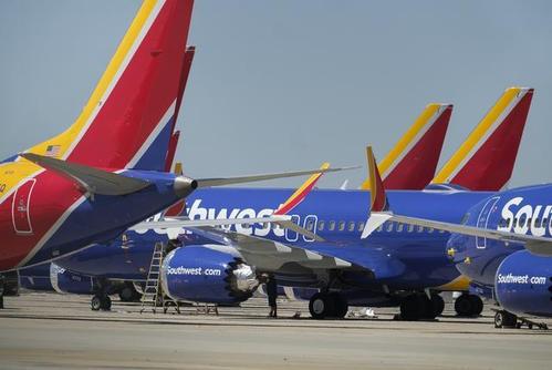 波音公司承诺向在737 Max 8坠机事件中遇难的家属提供1亿美元