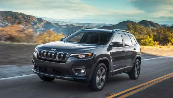 2019年Jeep Cherokee获得了Top Safety Pick 但选择了正确的前灯