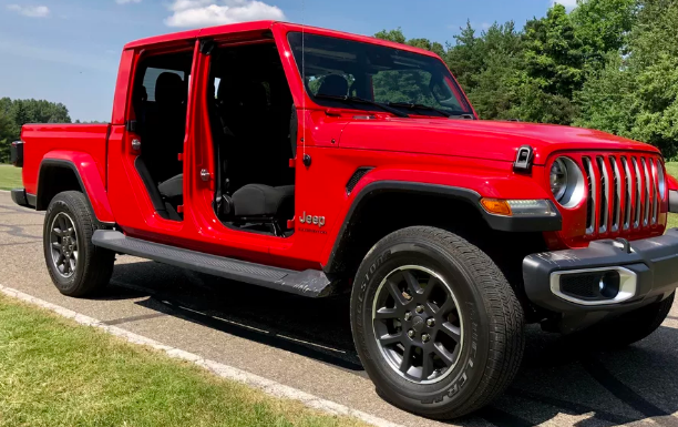 2020 Jeep Gladiator快速驾驶：一辆没有门的皮卡