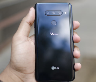 这是购买新的五相机LG V40 ThinQ旗舰手机的方法