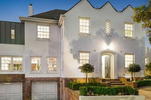Grand Toorak的房屋成为今年迄今为止墨尔本最昂贵的拍卖会
