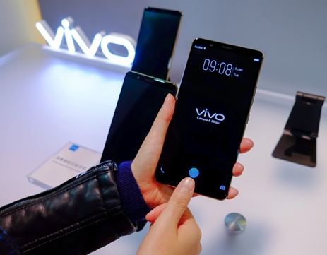 中国手机品牌对OLED面板+屏幕指纹技术这种搭配需求正在不断增加