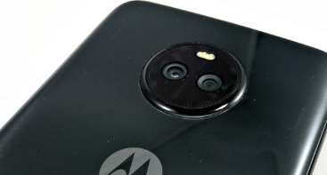 摩托罗拉在发布前不小心炫耀了MotoG6