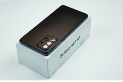 三星GALAXY A52过滤器在视频上的所有荣耀揭示了设计和所有技术功能