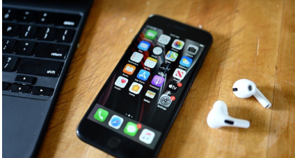 分析师称2022年苹果iPhoneSE将配备4.7英寸LCD显示屏和低频段5G