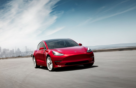 Top Gear Tesla Model 3性能评估:战斗准备就绪