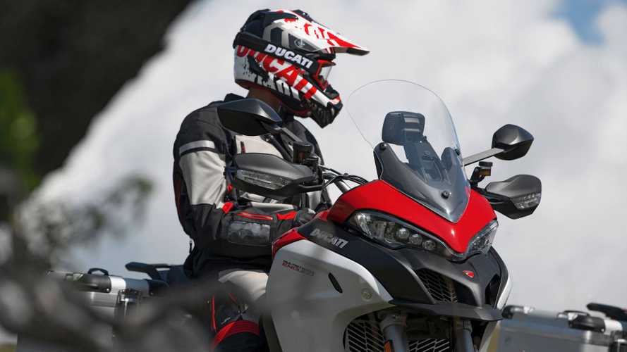 杜卡迪Multistrada V4在意大利的一次骑行中被发现