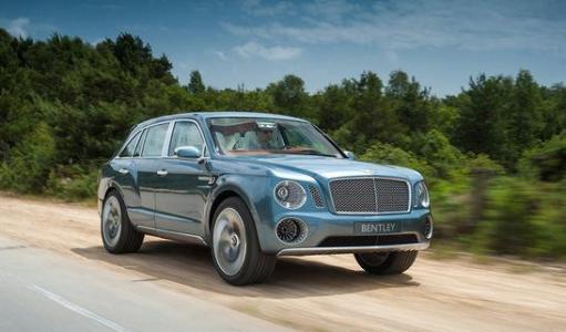我们听说有传言称可能会推出一款较小的BentleySUV