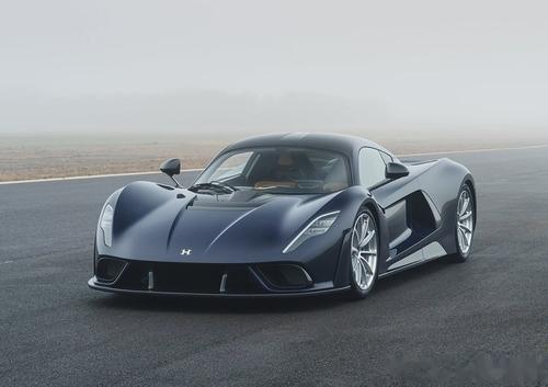 约翰轩尼诗透露了他最新的量产超级跑车VenomF5