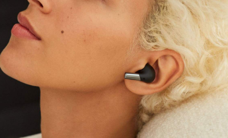 OnePlusBudsPro无线耳塞售价150美元带有主动降噪和白噪声