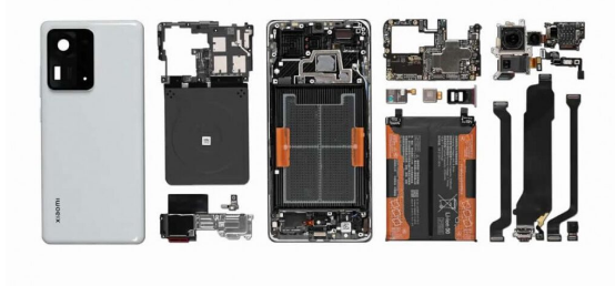 小米MIX4智能手机拆解揭示内部结构和显示屏内摄像头