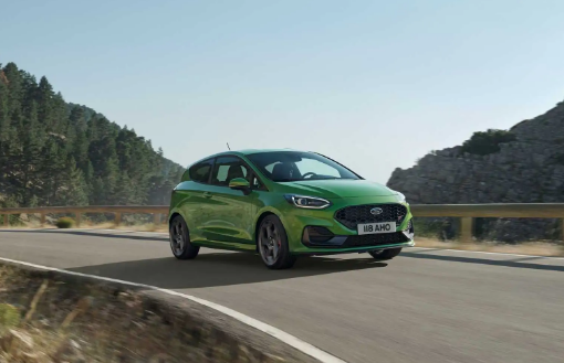 基于谍照的2023款宝马7系渲染图有很多值得一看的地方