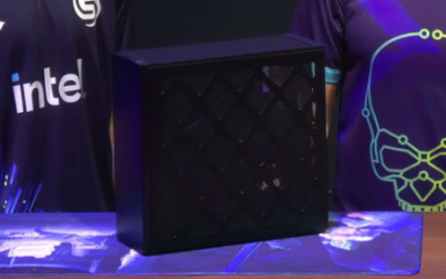 英特尔展示下一代 NUC 13 Extreme Raptor CanyonPC