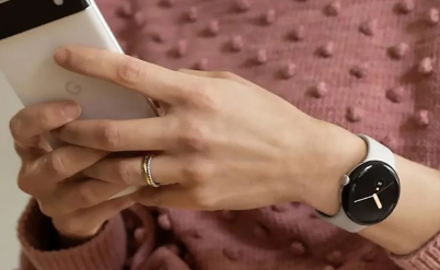 谷歌Pixel手表泄漏证实了极厚的边框和Fitbit应用程序