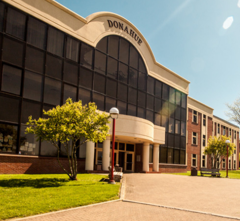 惠灵大学被评为西弗吉尼亚州最好的在线大学之一
