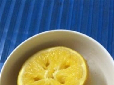 冰糖蒸橙子加多少水合适？