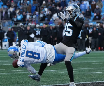 NFLPA 将就狮子队输球时的场地条件对黑豹队提出正式申诉