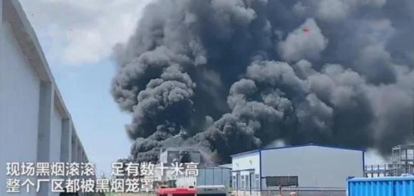 辽宁一化工厂爆炸起火已致2死12失联(已全力开展抢险救援)