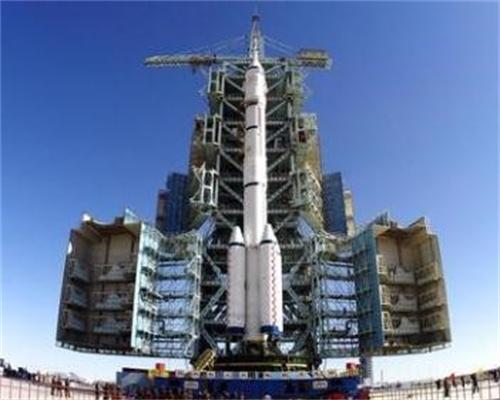 天龙二号目前是我国商业航天第一款成功入轨的液体运载火箭