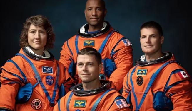 美国宇航局公布2024年探月宇航员名单，包含女性和有色人种