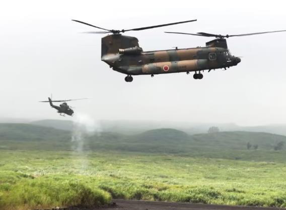 日本陆自一架直升机坠海，多名士兵失踪，遗体现已被找到