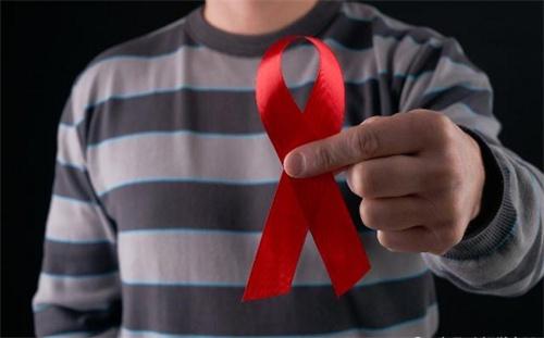 感染艾滋病毒后人还能活多久？