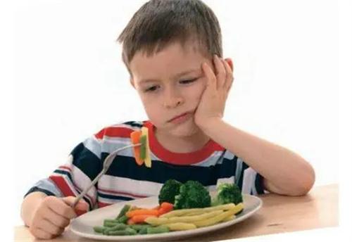 我国大部分孩子吃肉超标营养失衡带来3个风险