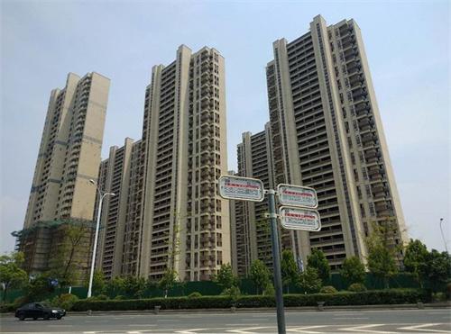 南京上新4幅宅地总起拍价超64亿 供应商品宅地493公顷