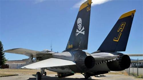 拜登宣布再向乌提供近四亿美元军援 提供F-16战机支持