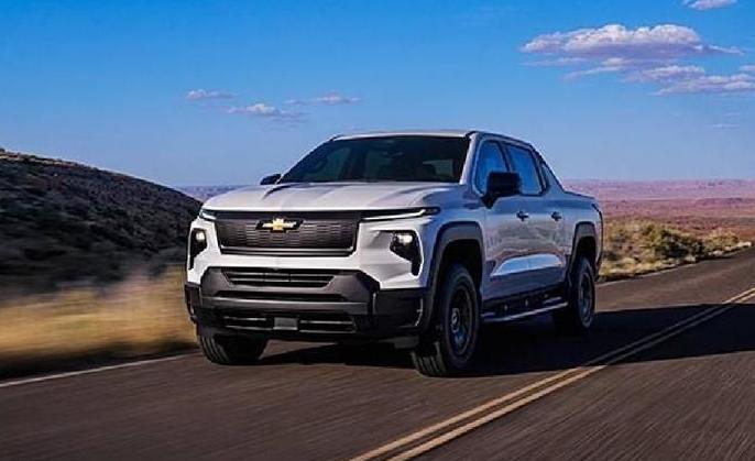 新能源皮卡市场竞争激烈，Silverado EV WT续航突破724km