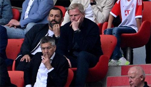 拜仁慕尼黑夺冠后高层变动，卡恩和萨利哈米季奇离任，德雷森接任
