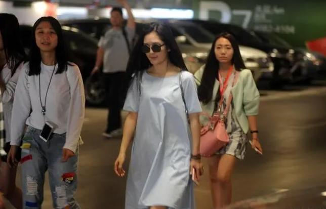 谢娜、李维嘉、吴昕等嘉宾录制新综艺，期待他们的精彩表现！