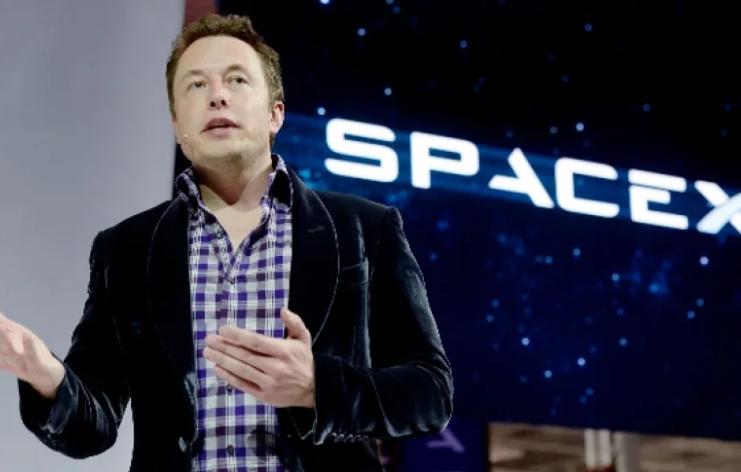 马斯克旗下的太空探索公司SpaceX计划出售内部股票，预计估值将达到1500亿美元