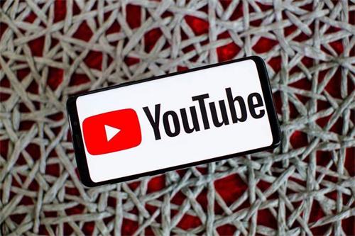 YouTube 测试 Aloud 人工智能配音 能够将视频转为不同语言