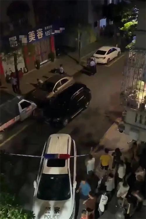 悲剧发生！广东湛江美容院劫持事件导致一人死亡