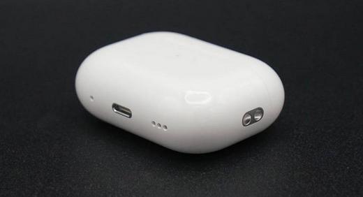 最新爆料：AirPods Pro升级换用USB-C接口，新增健康功能及低价版