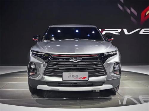 雪佛兰2023款19.49万起售 车长超5米 美系硬核大7座SUV