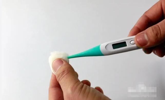 体温计的正确使用方法及注意事项