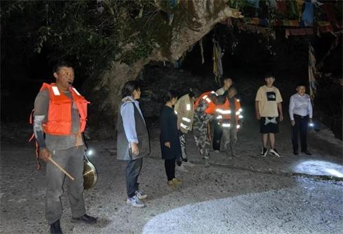 四川多地遭受降雨，部分地区启动地质灾害预警和转移行动