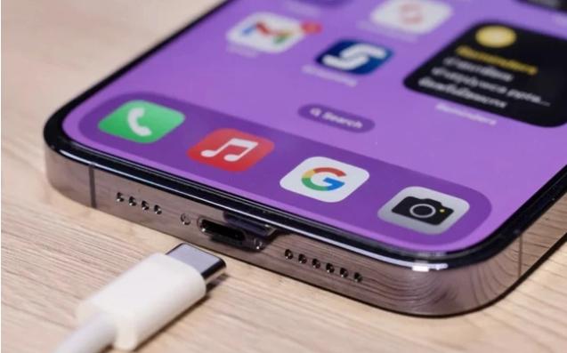 苹果 iPhone 15 系列或将配备全新 USB-C 数据线与 MagSafe 充电器