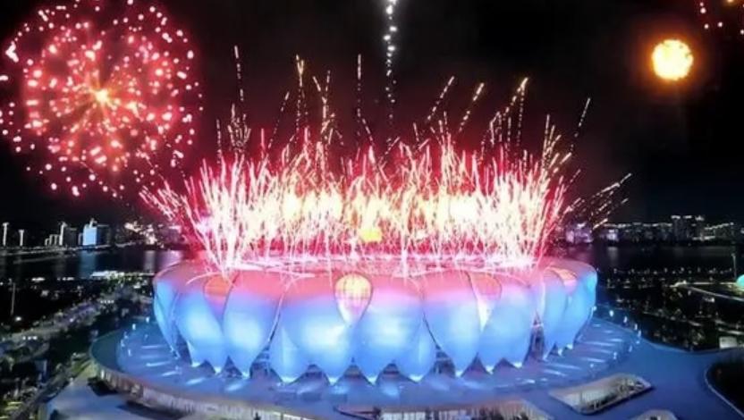亚运会开幕式电子烟花让观众惊艳不已
