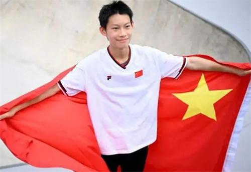 绝杀日本中国诞生最年轻亚运冠军年仅15岁