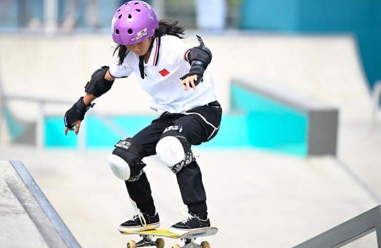 中国滑板少女崔宸曦创历史：亚运冠军的青春梦想
