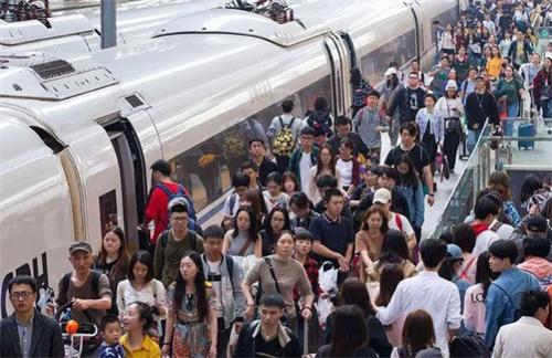 9月28日全国铁路预计发送旅客数量1550万人次