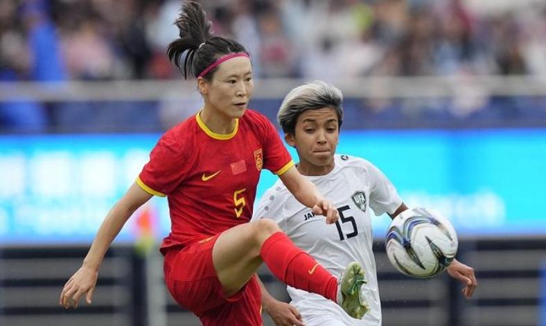 中国女足豪取亚运铜牌，备战巴黎奥运预选赛关键时刻