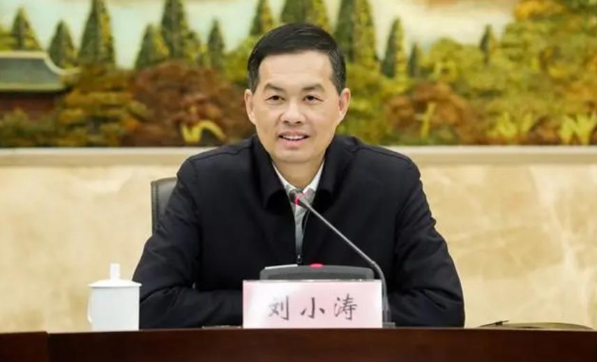 刘小涛出任江苏省委委员、常委：江苏政坛迎来新的风向标