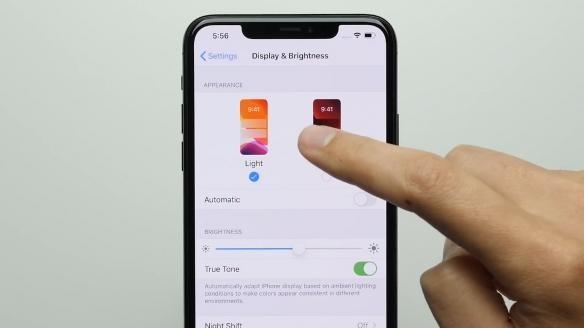 苹果 iOS 17 新功能超尴尬 远程医疗视频中出现烟花特效